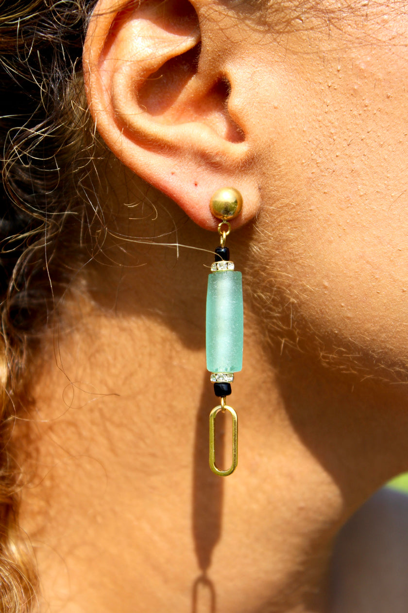 Wassermint-Glasohrringe